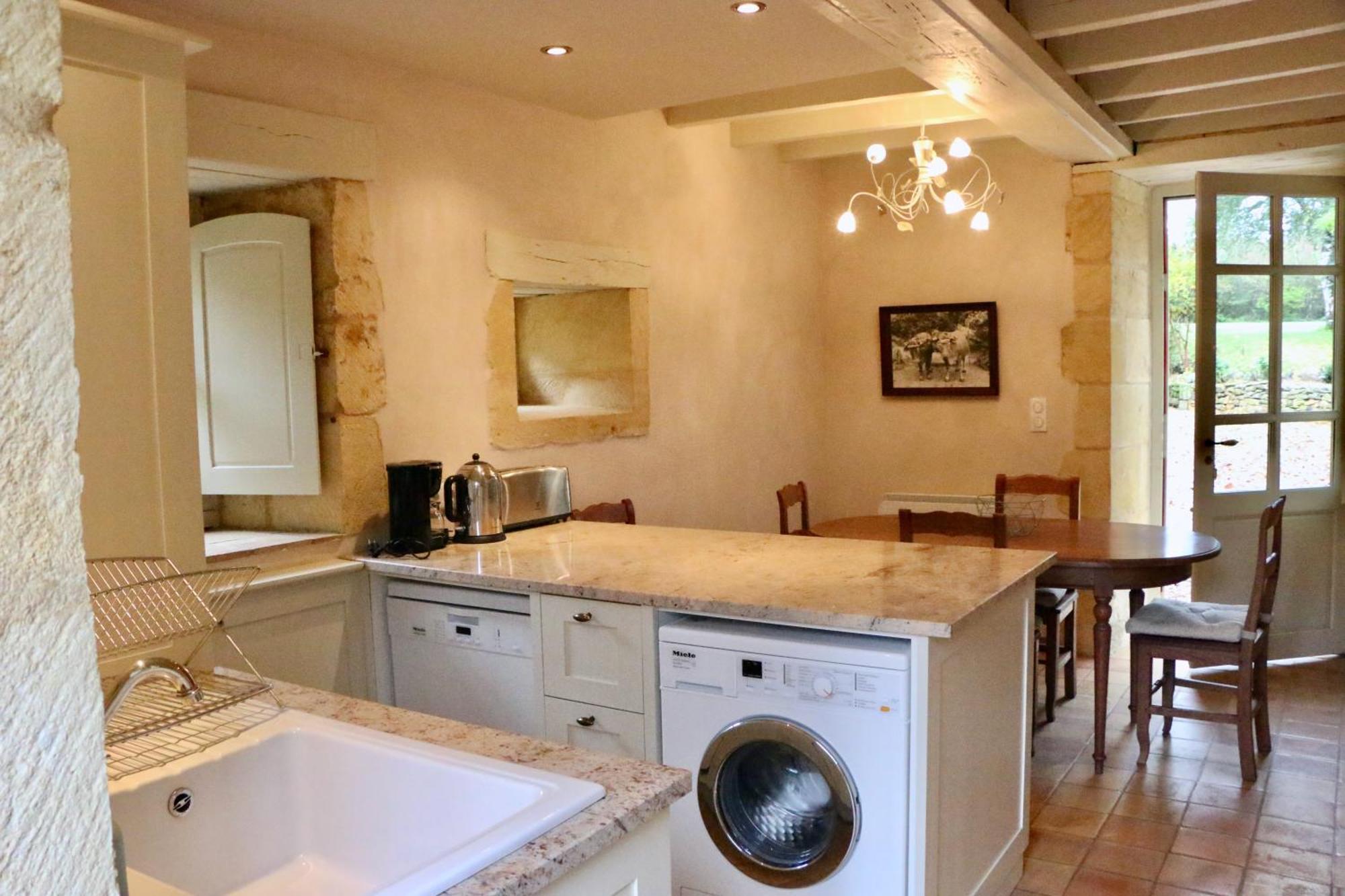 Les Perroutis Villa Saint-Alvère Rom bilde